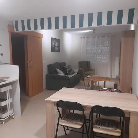 Con Piscina Cerca De La Playa * غاروشا